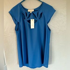 NWT cap sleeve top